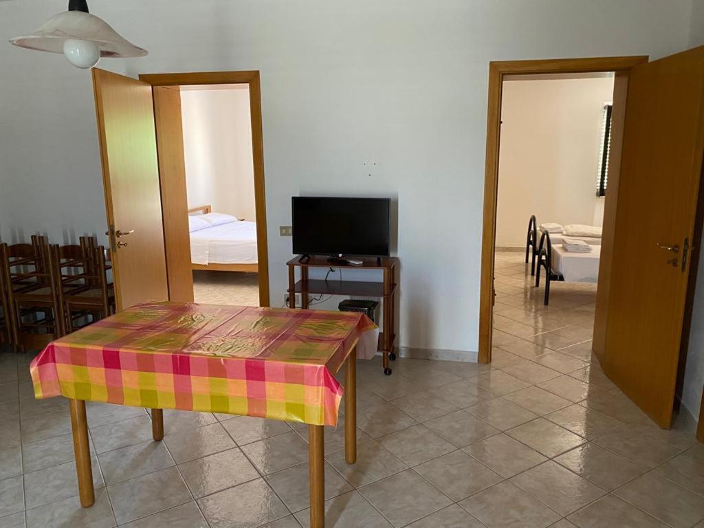 Casa Vacanze Foce Varano Apartamento Exterior foto