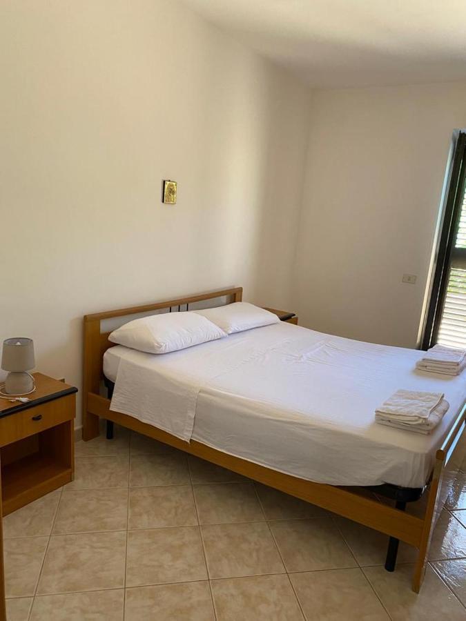 Casa Vacanze Foce Varano Apartamento Exterior foto